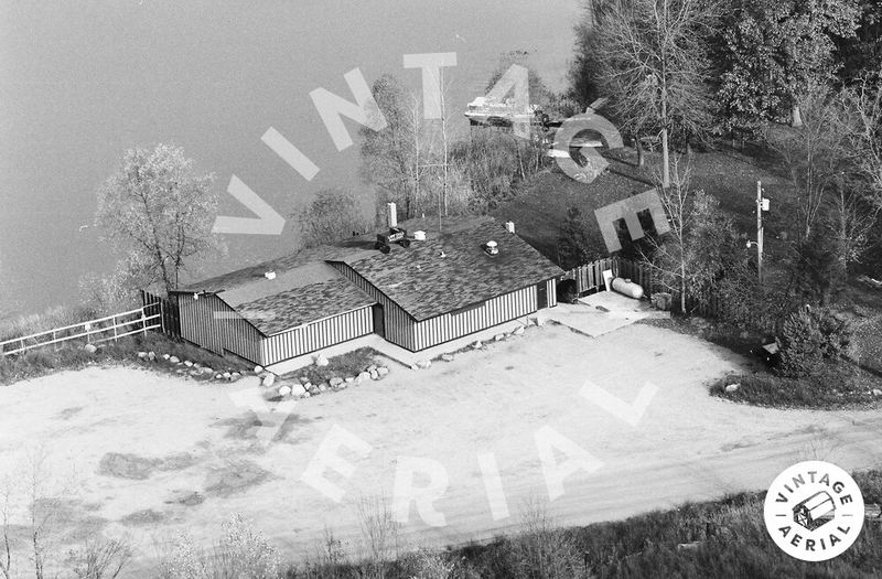 Garfield Lake Tavern - 1984 Aerial